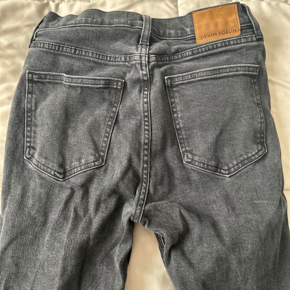 Denim Forum - The YOKO High Rise Slim - Size 28 - Picture 4 of 4